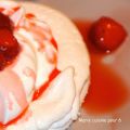 RECETTE PRINTANIÈRE : PAVLOVA AUX FRAISES