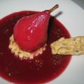POIRES POCHEES AU VIN MOELLEUX ET CASSIS!!!