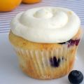 Petits gâteaux au citron Meyer et aux bleuets