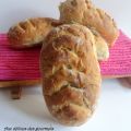 PAIN AU CONFIT D'OIGNONS