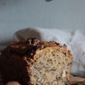 Cake aux champignons, oignons, noix et vin blanc
