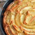 Gâteau d'automne aux pommes et au cidre