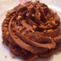 Delice de mousse au chocolat sur biscuit[...]