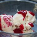Glace à la framboise