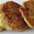 Galettes de pommes de terre, lardons et oignon[...]