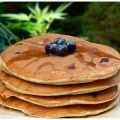 Pancakes multigrains aux bleuets et à l'érable