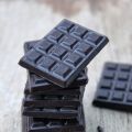 Raw chocolate tiny bars