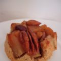 Petits gâteaux renversés au son, pommes et[...]