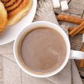 Chocolat chaud à la cannelle et au sucre roux