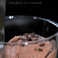 Crème glacée chocolat noir & amande amère