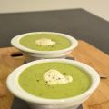 Velouté de petit pois à la menthe