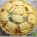 Tarte, aux épinards, recouverte de tranches de[...]