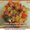 Salade de pommes de terre agrémentée de[...]